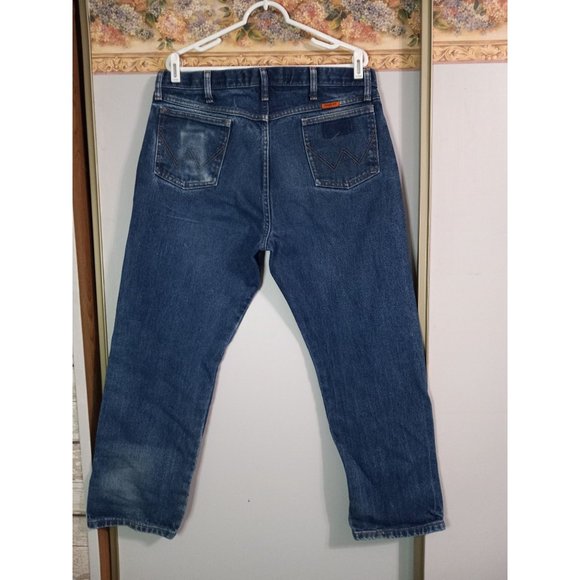 Wrangler 36x30 Dark Wash HRC2 Original Fit Flame Resistant Casual Work Jeans - Picture 4 of 6